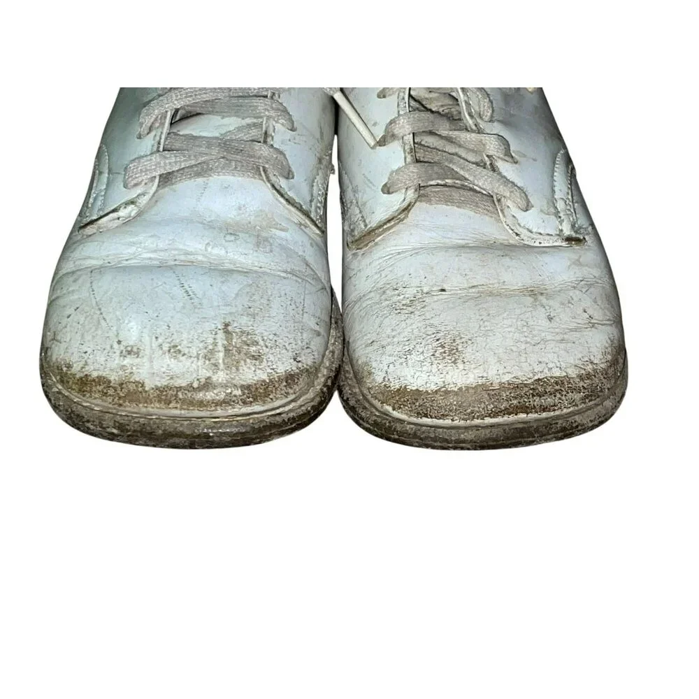 Vintage Buster Brown Walking Shoes 5/6? Used White *Lots of Wear